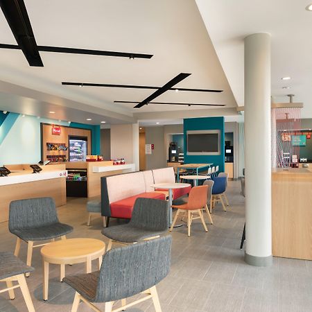 Avid Hotels - Beaumont By Ihg Екстериор снимка
